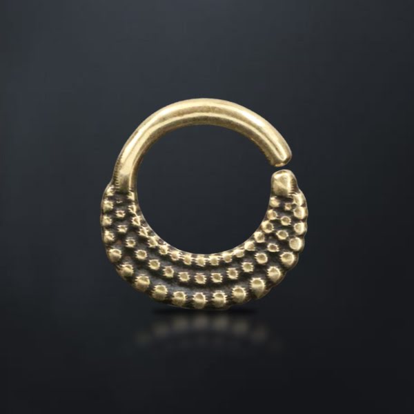 ISSA Seamless Septum Ring in Gold | 16 gauge