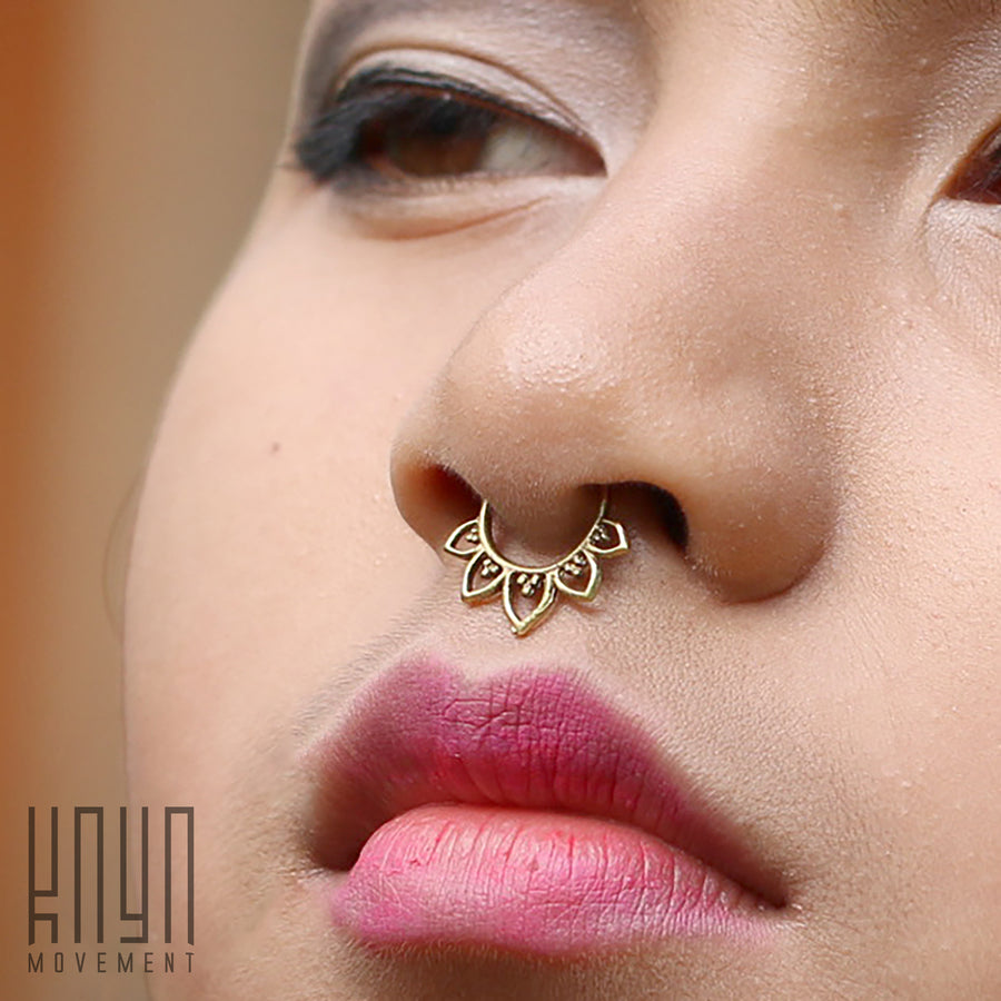 MAWAR Lotus Flower Septum Ring in Gold | 18 gauge