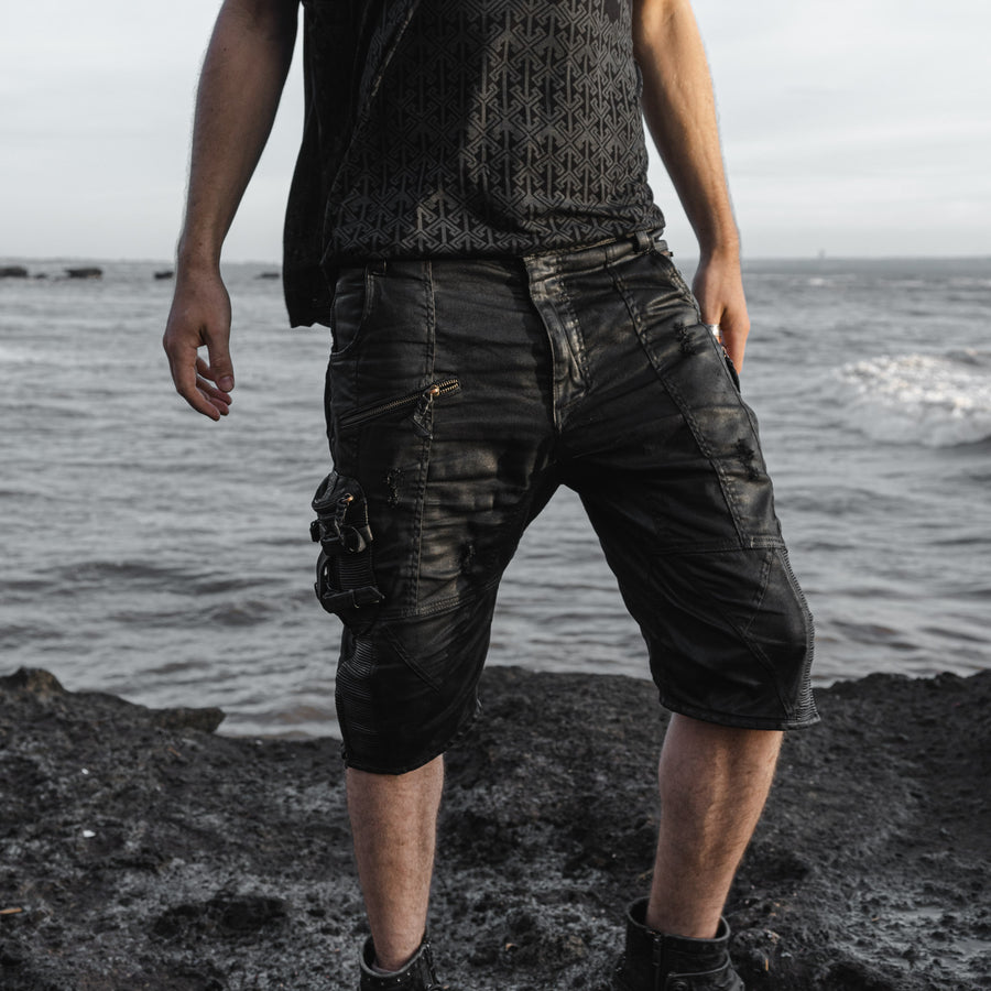 TELOS-242 Waxed Black Tactical Cargo 3/4 Pants | Grunge Texture