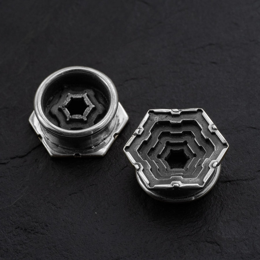 HEXA Futuristic Geometry Hexagon Flesh Tunnels en argent | 12mm à 24mm