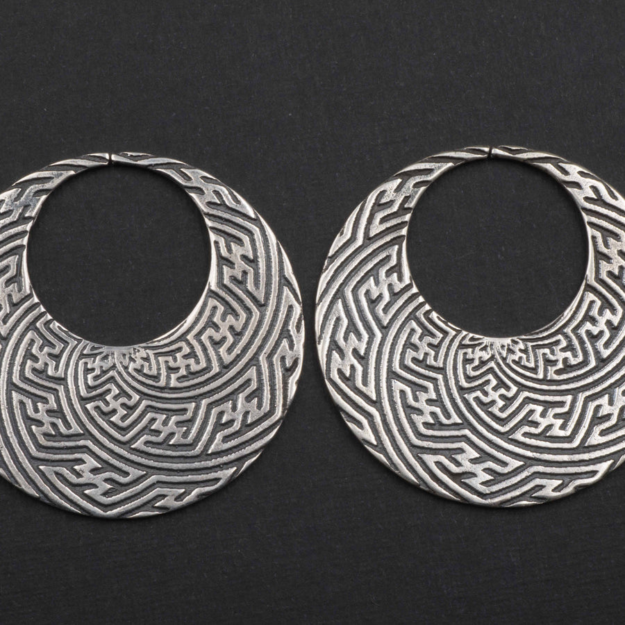 SAYAMOON Tribal Sayagata Hoop Disc Earrings in 925 Silver | 12 gauge