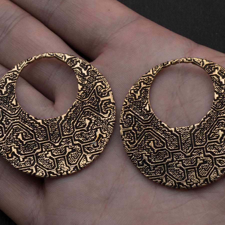 OLIVIA Tribal Shipibo Seamless Disc Hoop Earrings in Gold | 12 gauge