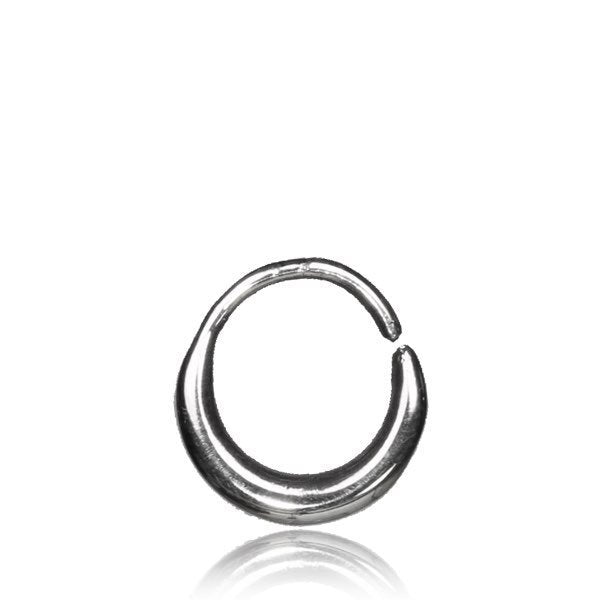 AMA Seamless Nose Ring in Silver | 18 gauge