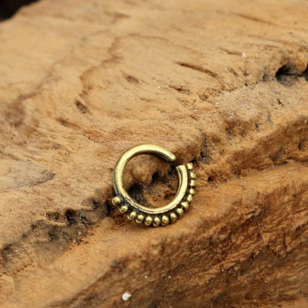 IRI Seamless Tragus Ring in Gold | 18 gauge