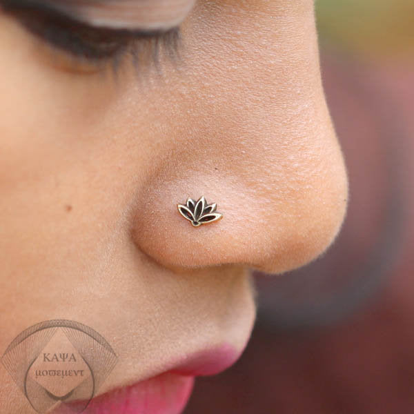LOTUS Flower Nose Pin Stud in Gold | 18 gauge