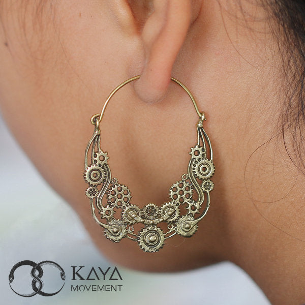 Boucles d'oreilles créoles STEAMPUNK en or | calibre 18