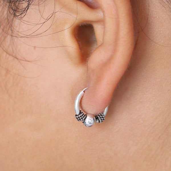 Boucles d'oreilles créoles tribales simples SPIA en argent | calibre 18