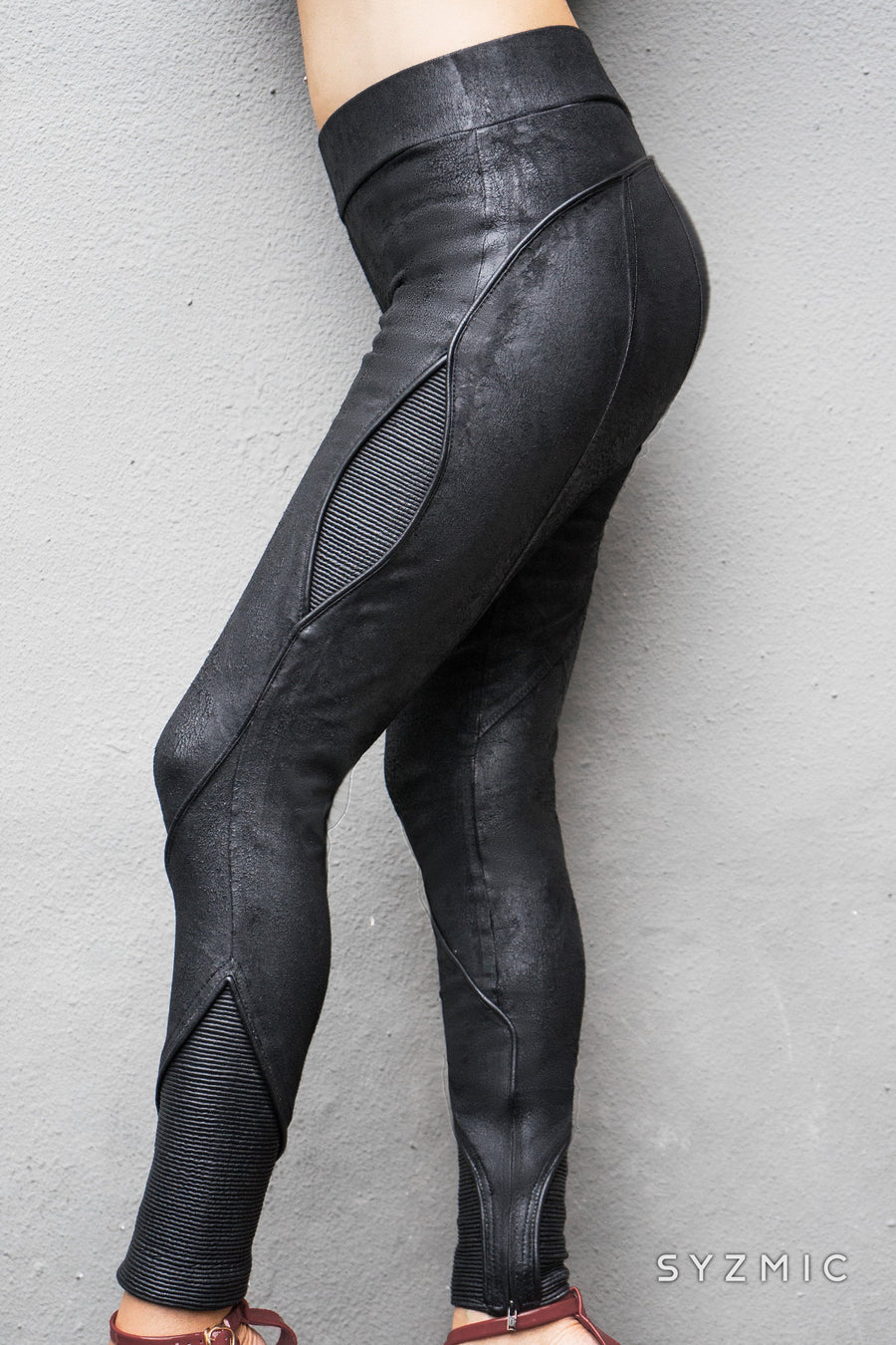 CEPH-461 Biomorphic Metallic Textured Alien Skin Ankle Leggings