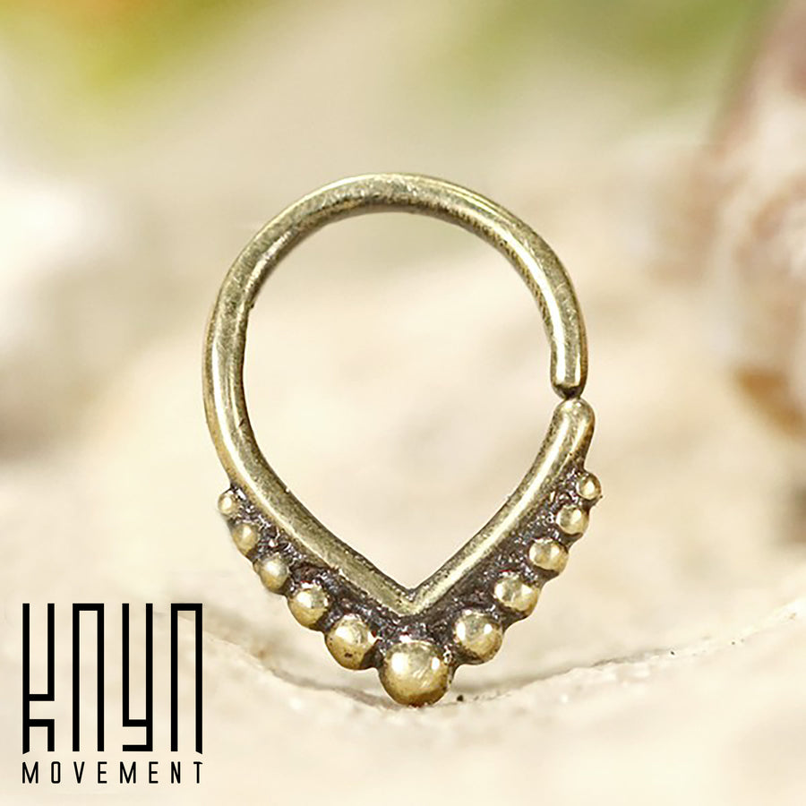 LILY Seamless Teardrop Septum Ring in Gold | 18 gauge