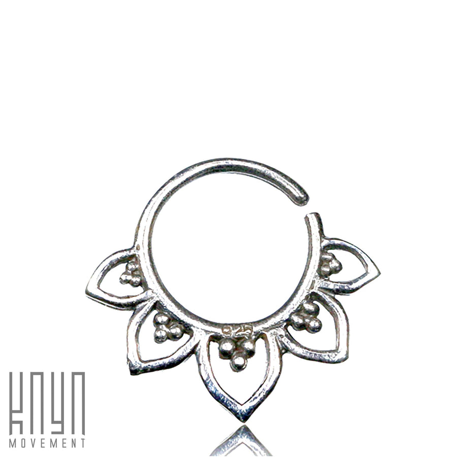 MAWAR Lotus Flower Septum Ring in Silver | 18 gauge