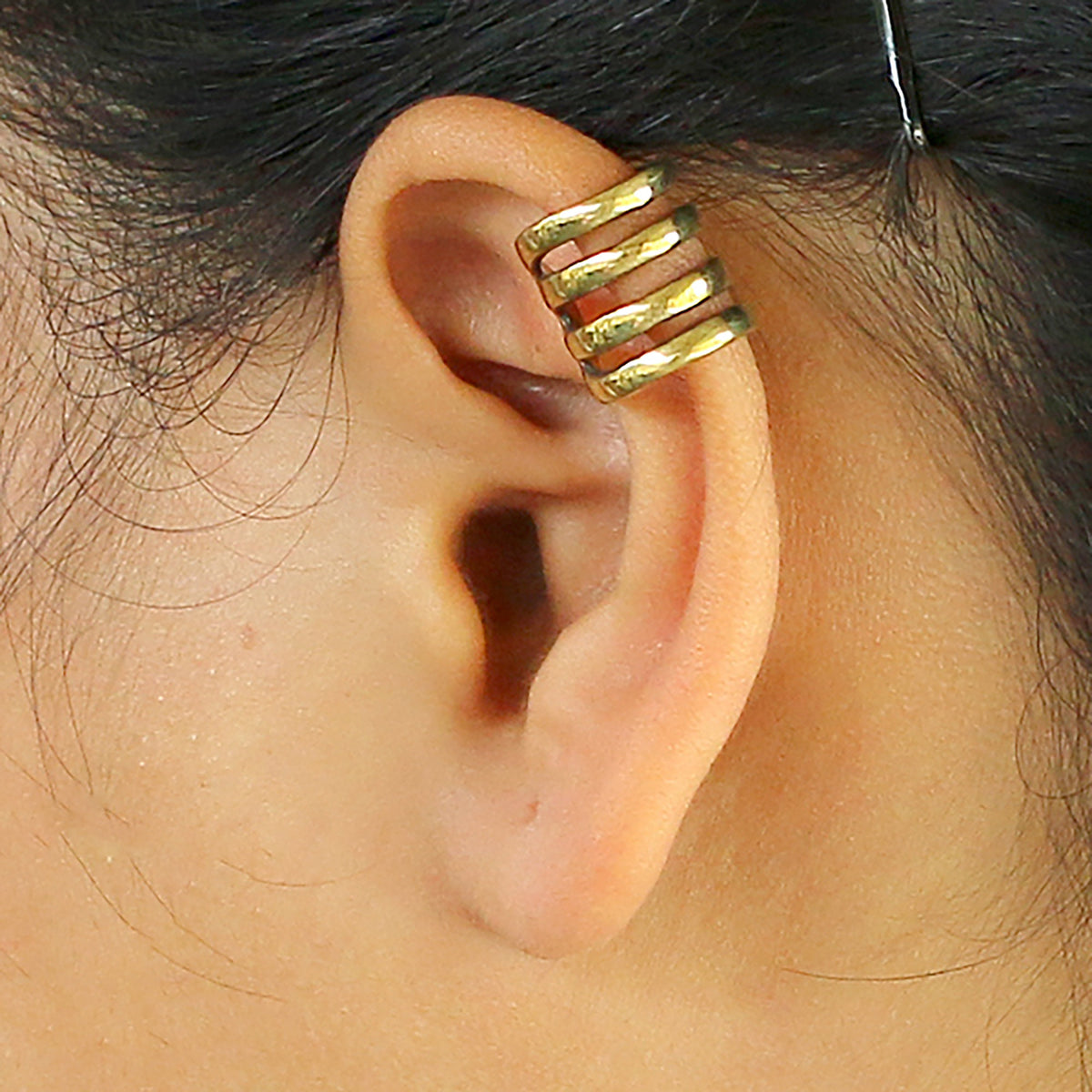 KIRA — Ear cuff